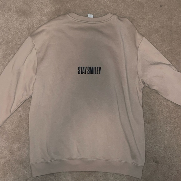 Stay Smiley - H&M X Smiley Collaboration Sweater - Picture 2 of 2